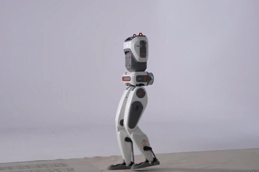ENGINEAI SA01 Bipedal Humanoid Robot